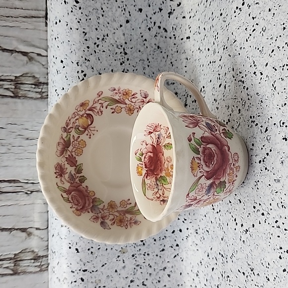 1935-1950 Vintage Johnson Bros Windsor Ware Demitasse Duo (Cup & Saucer) - Picture 6 of 6